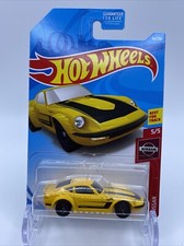 2019 Hot Wheels #54 Nissan Series 5/5 NISSAN FAIRLADY Z Yellow