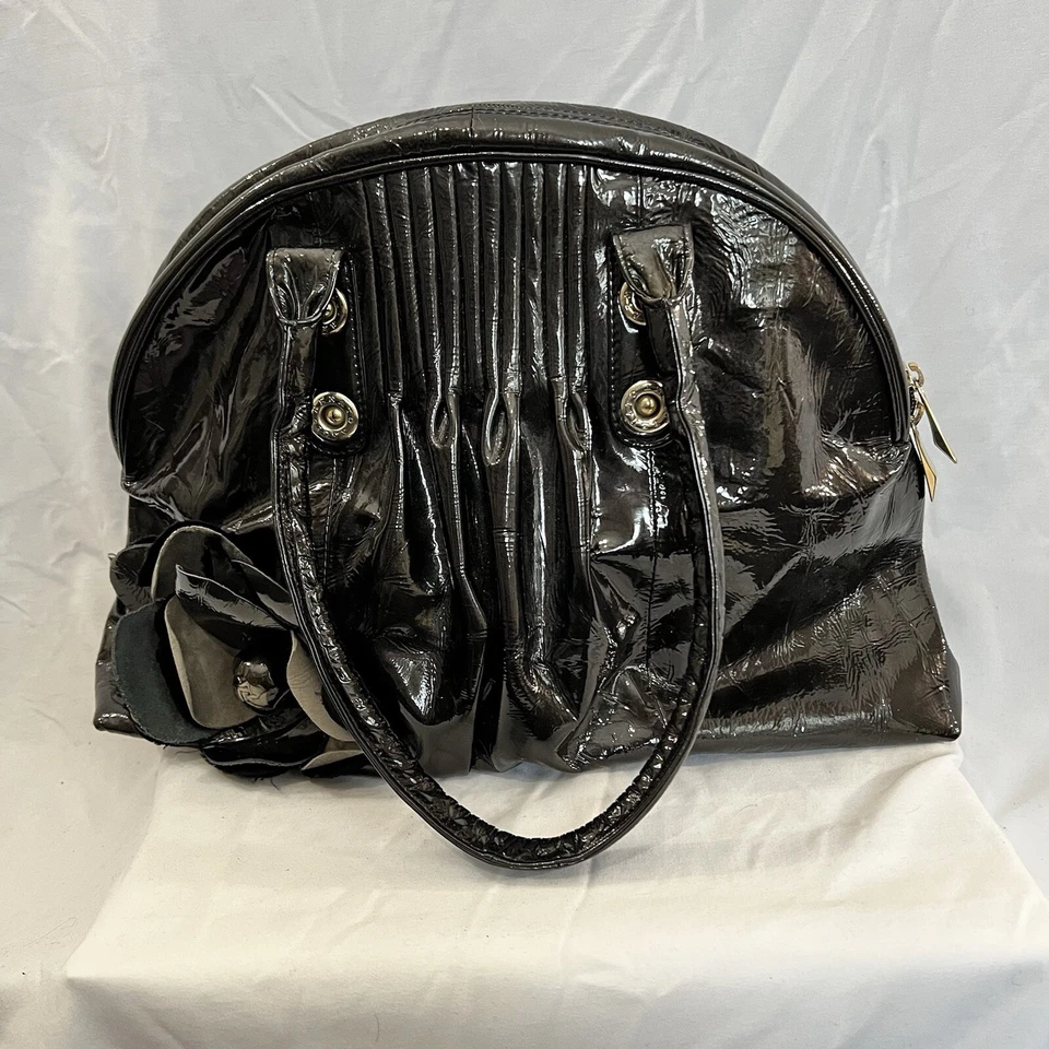 Bolso de mano grande Renato Angi Venezia para mujer de charol negro con flores Foto 2 de 4