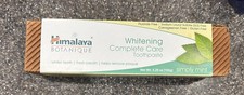 Himalaya Herbals Toothpaste Whitening Complete Care Simply Mint 150 grams Paste
