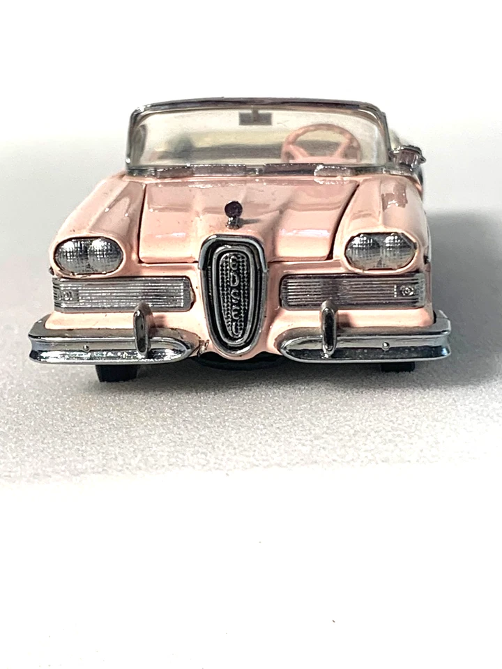 Franklin Mint 1958 Ford Edsel Pink scale 1:43 INV# 4350 - Image 2 of 4