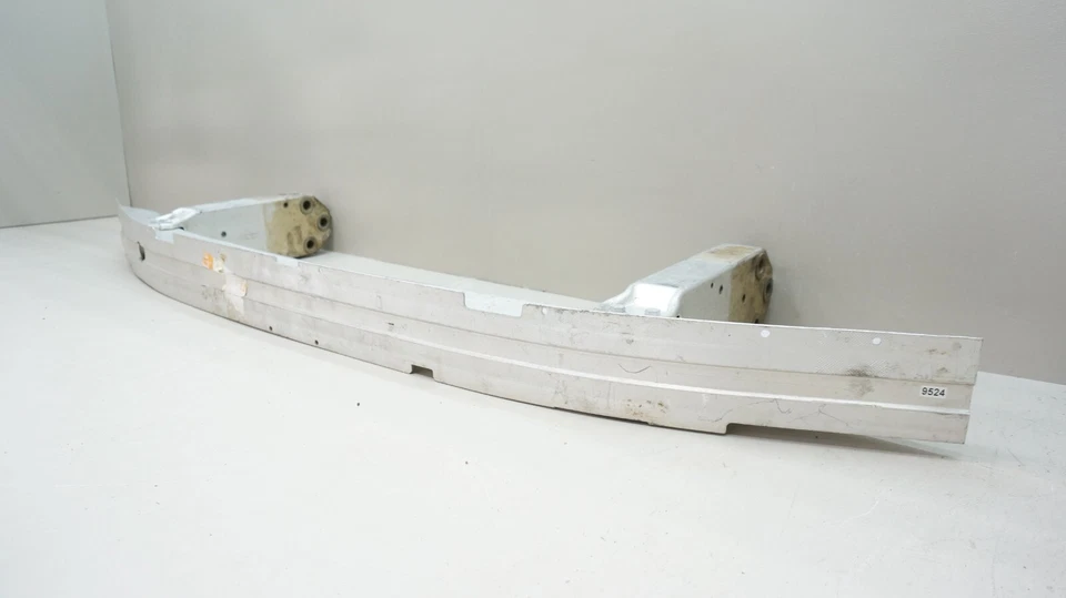 Barra de impacto de refuerzo para parachoques delantero BMW 528I 535I 2011-2015 OEM 101190-26GE Foto 3 de 4