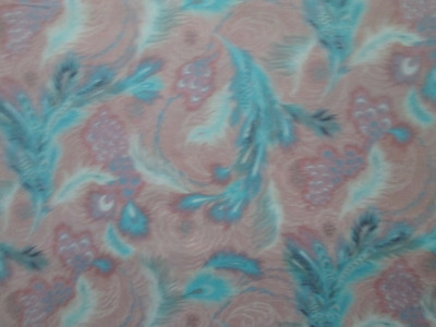 TEAL PINK FEATHERS BIRD FEATHER COTTON FABRIC BTHY 