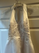 Davids Bridal White Halter A-Line Gown Beaded Lace Dress size 4