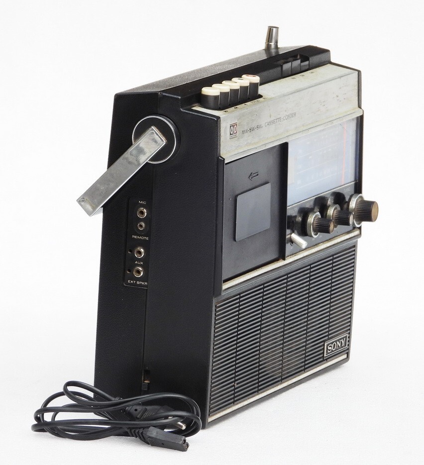 VINTAGE SONY CASSETTE CORDED MW-SW1-SW2 MODEL CF-250T TAP RECORDER