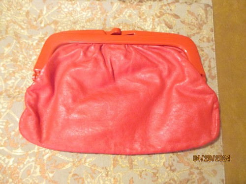 Vintage TOMATO RED 10 X 7 Small LEATHER MADE IN ITALY Clutch Snap Closure