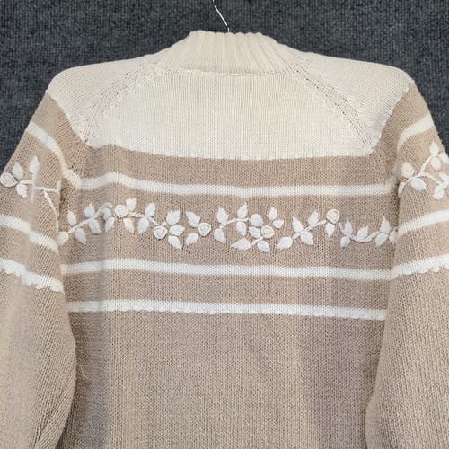 Northern Reflections Men's Knit Sweater M Long Sleeve Tan Floral Embroidered - Picture 5 of 11