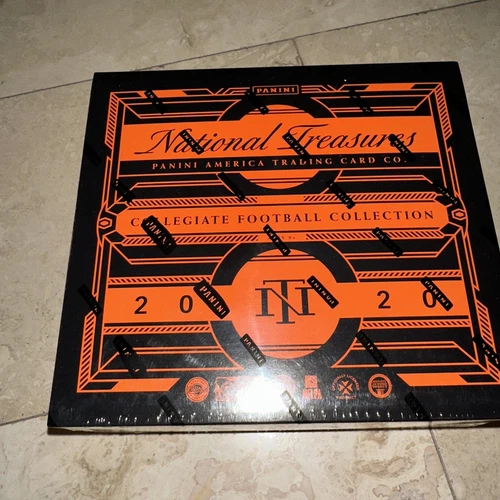 2020 PANINI NATIONAL TREASURES COLLEGIATE FOOTBALL HOBBY BOX