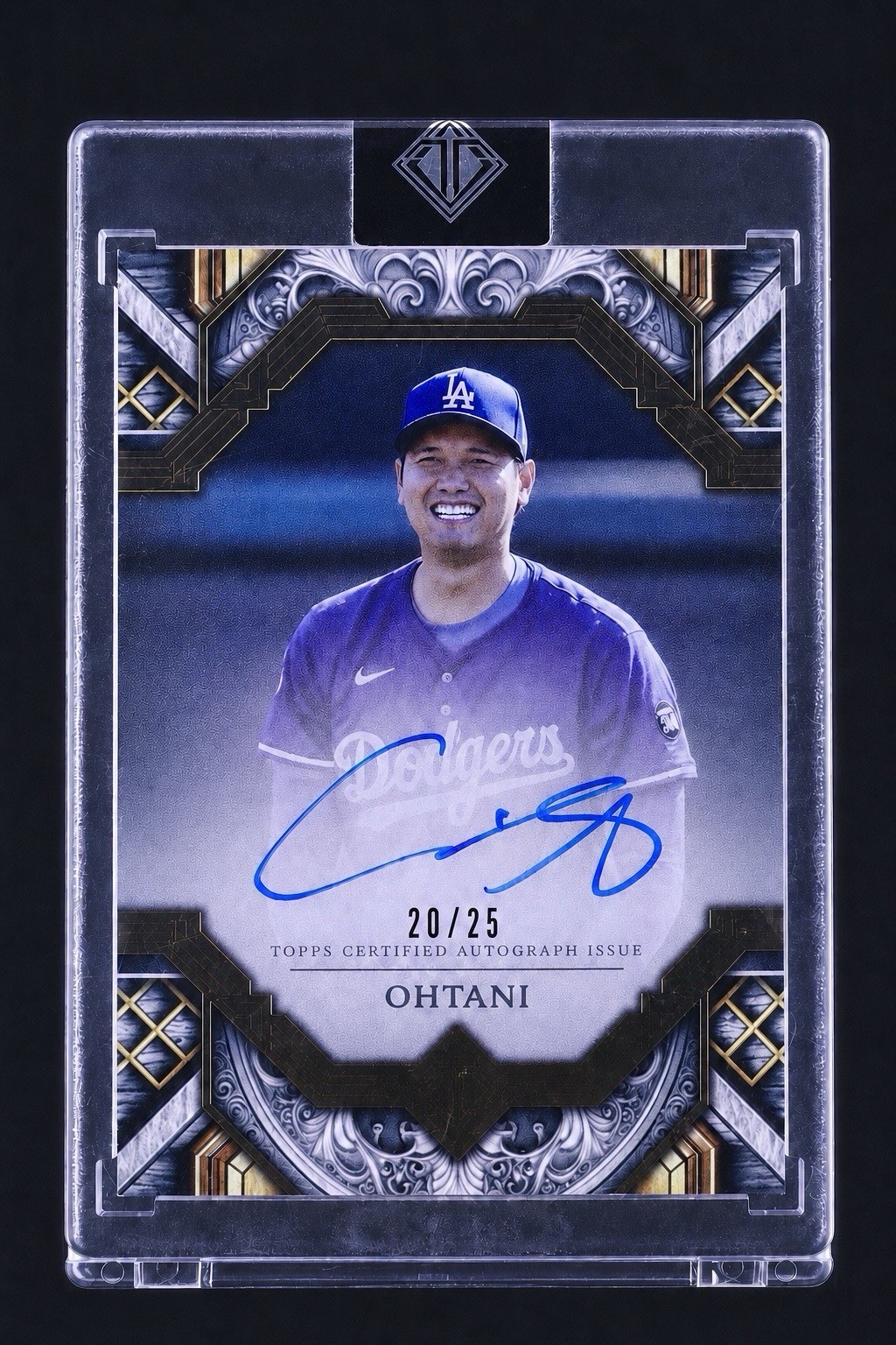 Topps Transcendent Shohei Ohtani Auto /25 SEALED TAC-SHO ON CARD