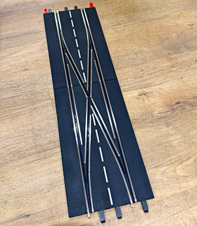 Carrera Digital Kreuz Weiche/Spurwechsel Gerade 2 spurig