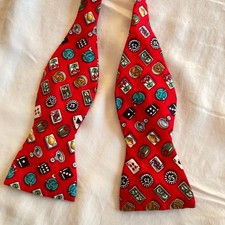 Red Casino Vegas Novelty Print 100 Silk Adjustable Bow Tie Poker Dice Martini