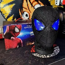 Spider-Man Mask Moving Arachnid Eyes Chin Control Eyes Helmet Masks Props Gift