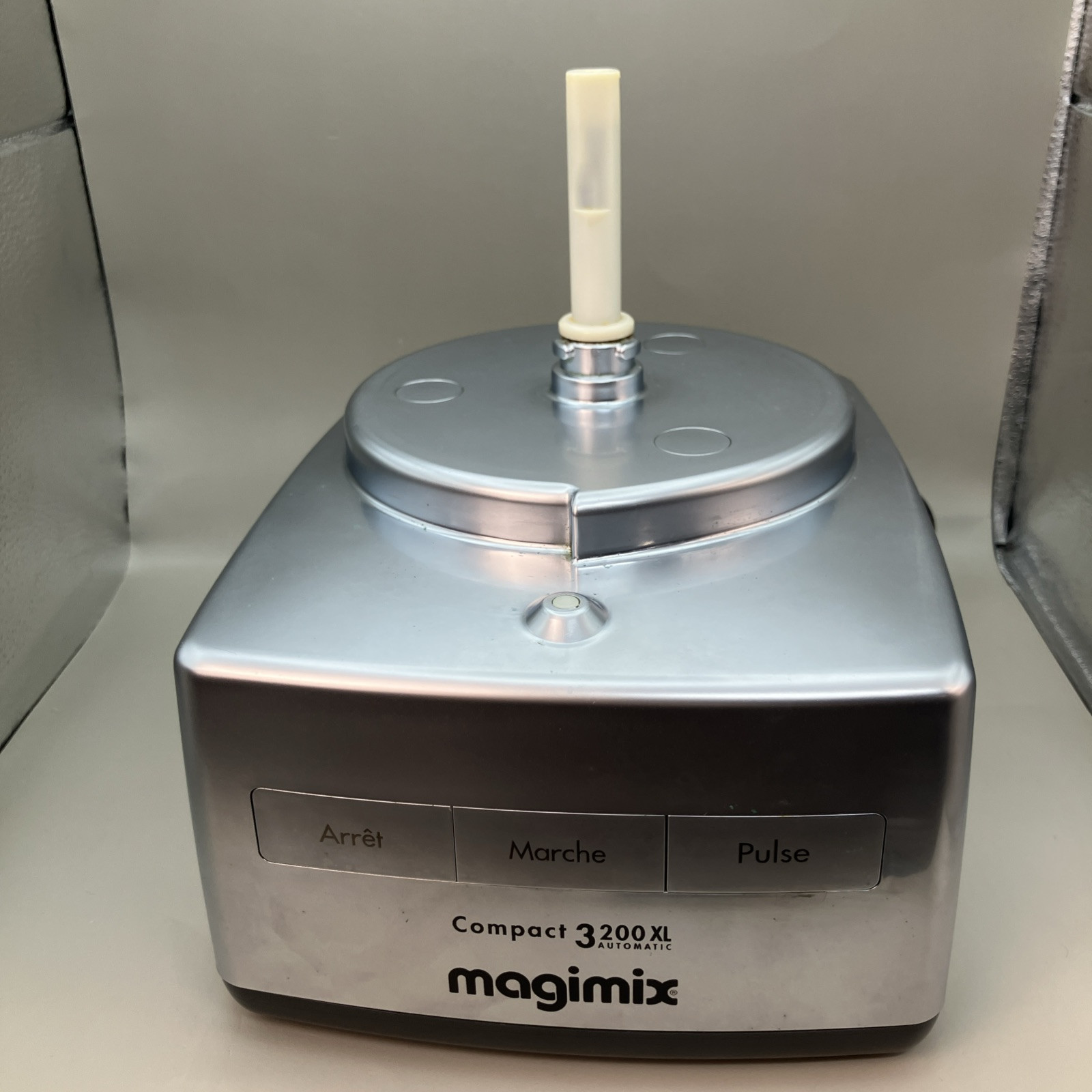 MAGIMIX 3200 XL Automatic Silver Food Processor BASE/MOTOR R