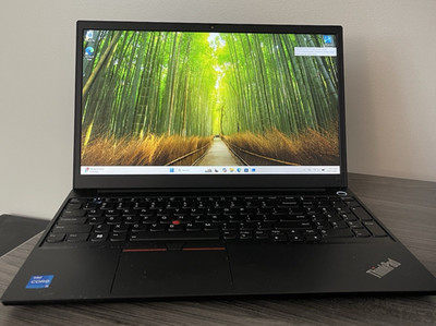 Lenovo ThinkPad E15 Gen 2 Intel i5-1135G7 2.4GHz 16GB 256GB SSD