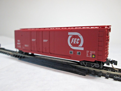 N-Scale Box Car; FEC5027, FEC, 50' Steel, DD, Knuckle couplers
