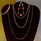 💐Sleek & Classy lot of TRIFARI Vintage Jewelry! 30"  Necklaces & Bracelets💐 — photo 2