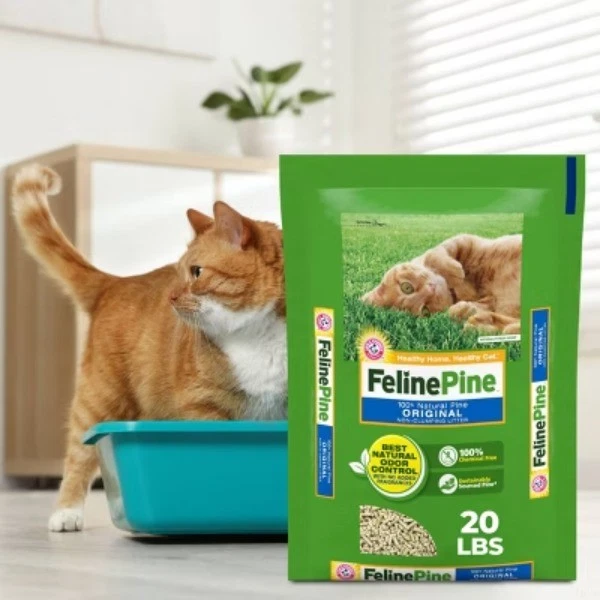 Basura para gatos Feline Pine Original 100 % natural bajo en polvo sin aglomeraciones - 20 libras Foto 2 de 4