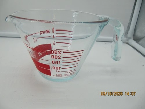 Pyrex 1 Cup (8 Oz) Vintage Clear Glass Red Letter Reverse Read Measuring Cup USA