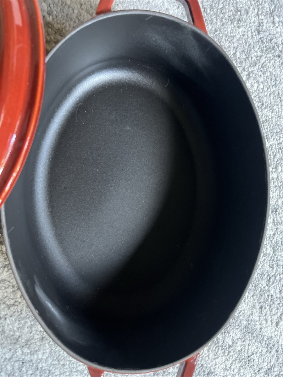 Staub La Cocotte #29 - 4 Qt. Oval Red Enamel Cast Iron Pot/Dutch