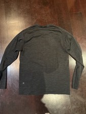 Lululemon Men's Long Sleeve Shirt Medium