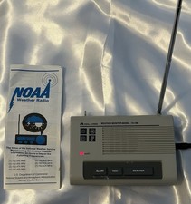 Midland 74-109 NOAA Weather Monitor Alert Radio Emergency w/ Charger  Manual