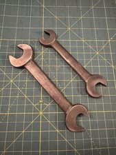 LOT OF 2 VINTAGE FAIRMOUNT  No Size Listed See Pictures 11/16x3/4 $ 5/8x11/16