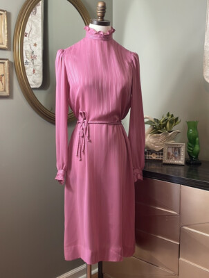 Vintage Midi long sleeve dress Medium Tie Waist Keyhole Back High Neck | eBay Vintage Midi long sleeve dress Medium Tie Waist Keyhole Back High Neck | eBay