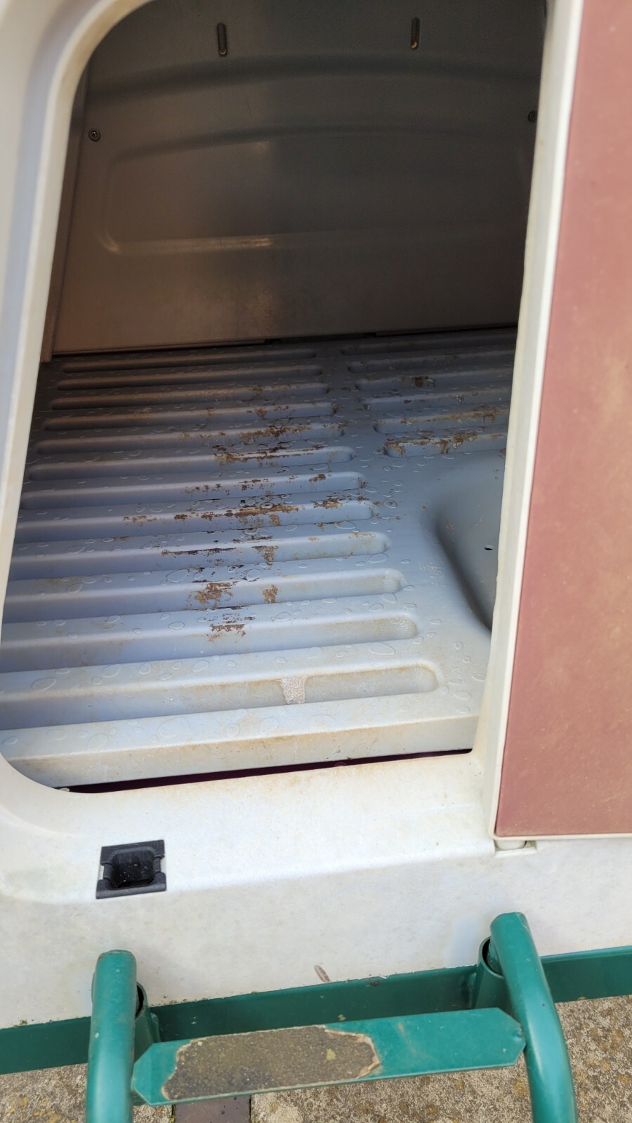 Omlet Eglu Go Up Chicken Coop Used eBay