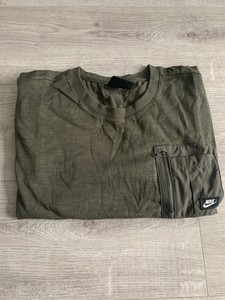 nike lightweight t shirt