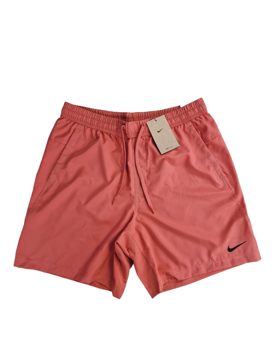 Nike Form Standard Fit 7