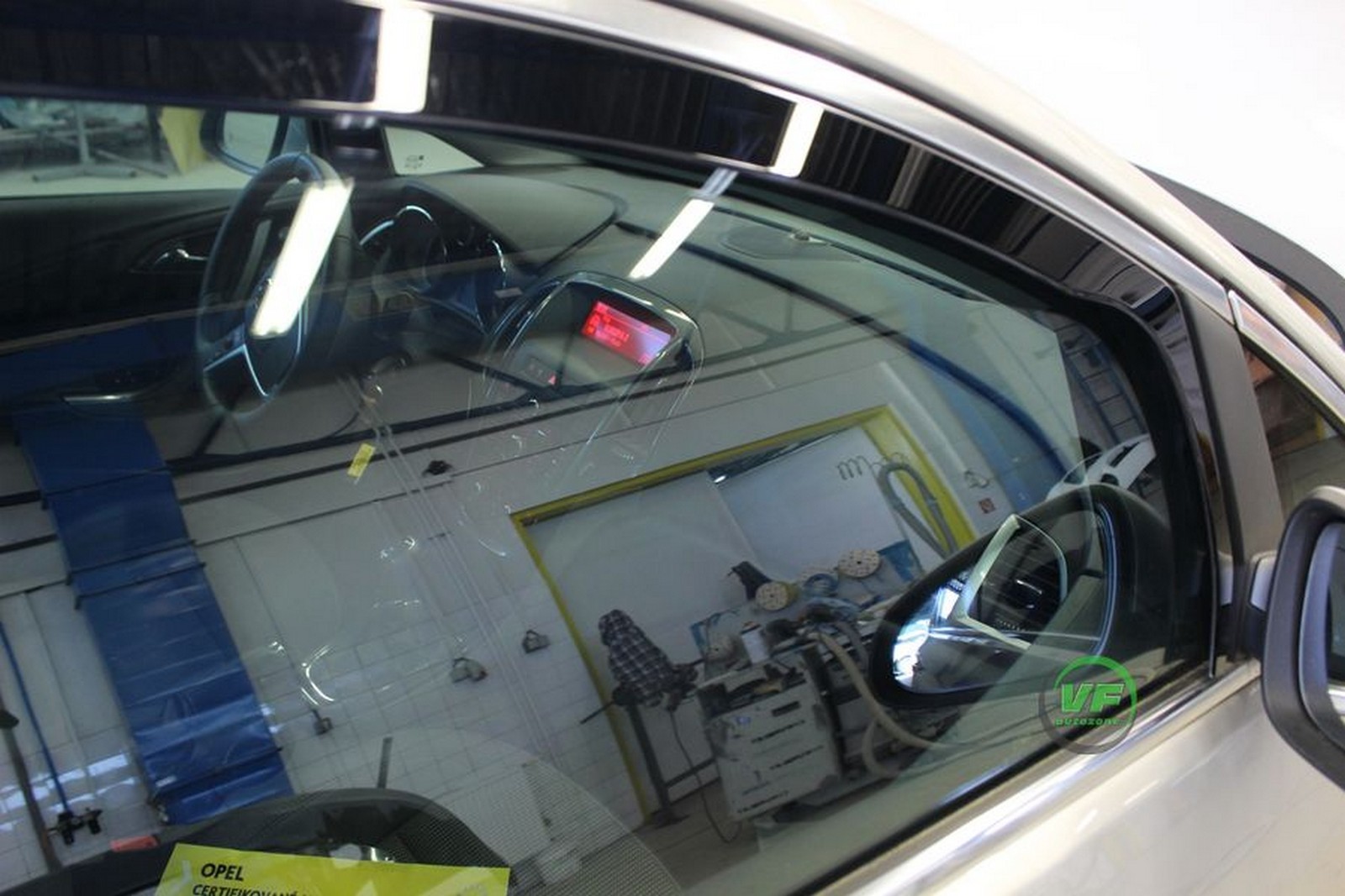 SET OF 4 HEKO TINTED WIND DEFLECTORS for VAUXHALL ASTRA J mk6 Hatchback