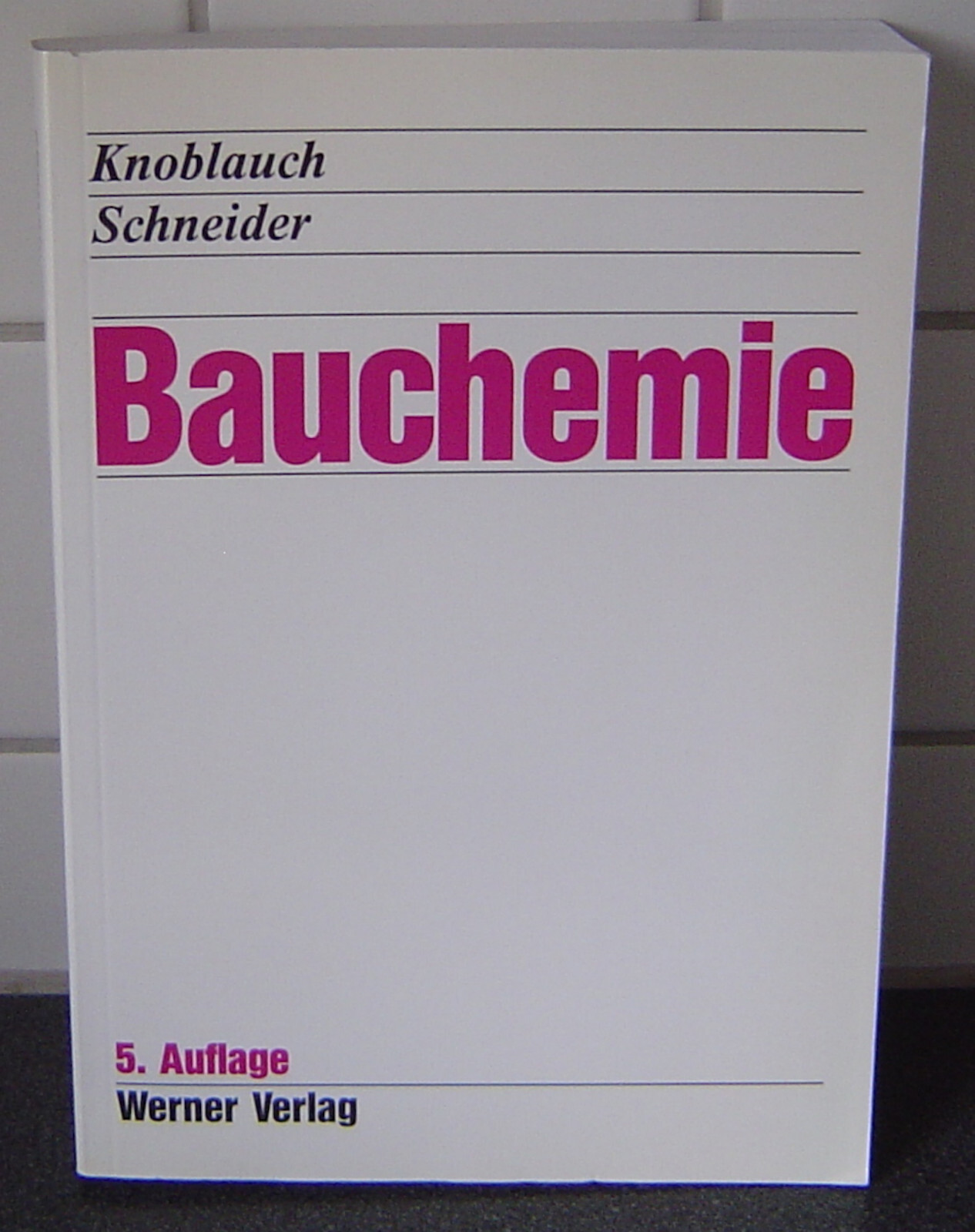 Bild 1 von 12