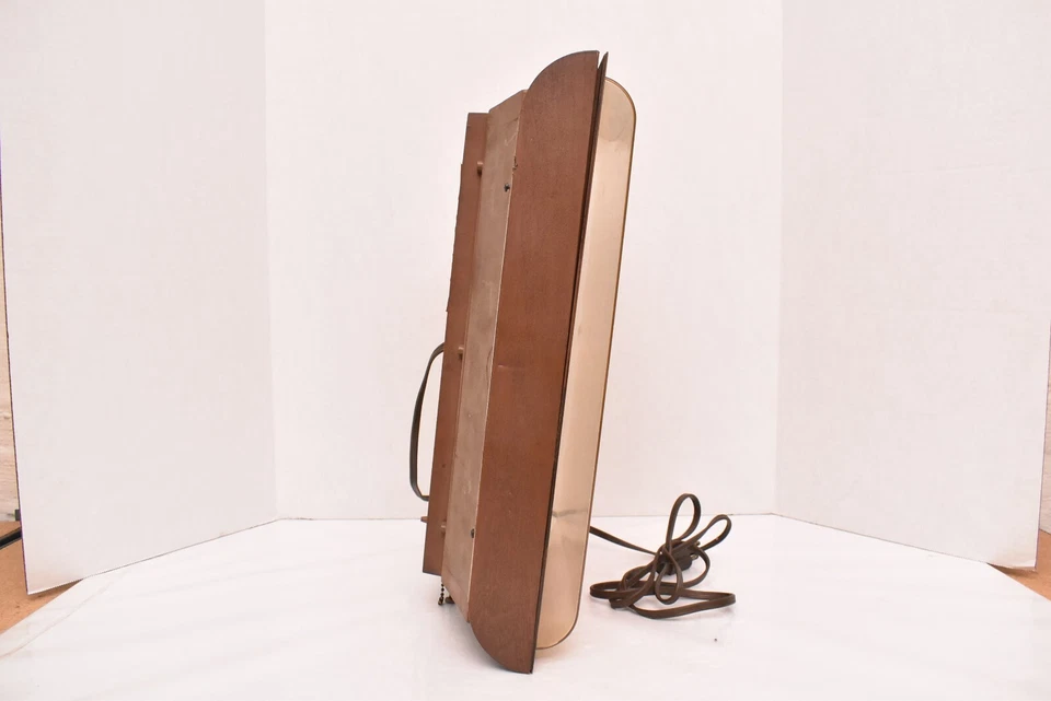 Vintage 7 Up Hanging Wall Clock Lighted Sign Advertisement 7up 12x18 Not running - Image 4 of 4