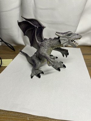 2005 TOYI Winged 8  Purple DRAGON Collectable Plastic Rubber Toy Figure G2