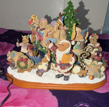 Boyd's Bears Christmas Sleigh Centerpiece with Plush Bear and Poinsettia Floral Arrangement — listing 6