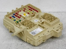 OEM for KIA Stinger 91951-J5280 Cabin Fuse Box
