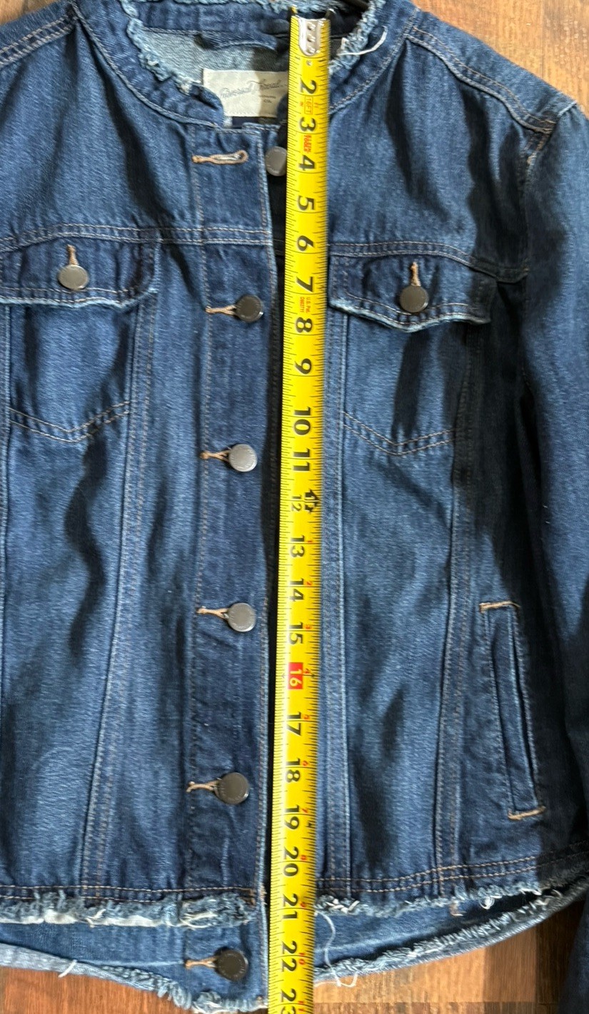 Universal Thread Denim Jacket Size Large Blue Raw… - image 5