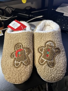 Cute Christmas Slippers for Women Size XL 6/7 Gingerbread