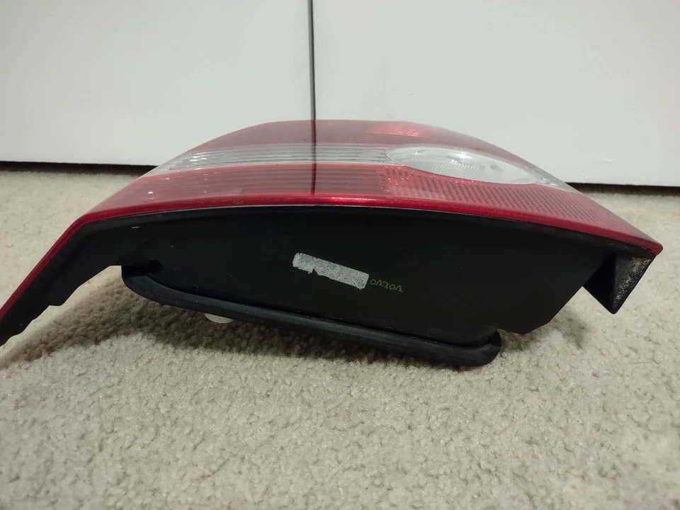 2004 2005 2006 2007 Volvo S40 lanterna traseira lateral esquerda para motorista - Imagem 4 de 4