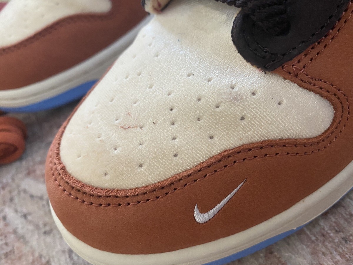 dunk mid chocolate milk resell price