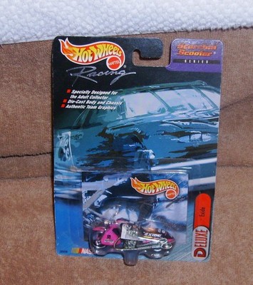 HOT WHEELS 2000 PRO RACING SERIES EXIDE SCORCHIN SCOOTER