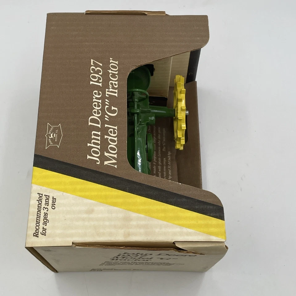 Ertl 1/16 John Deere 1937 Model G Tractor Collectors Edition 50th #548 In Box - Image 4 of 4