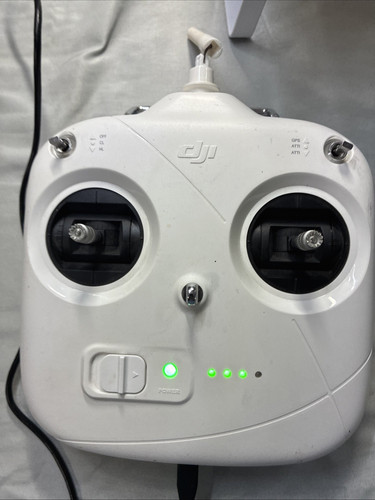 DJI Phantom 3 Standard Drone Remote Control GL358WA Powers On