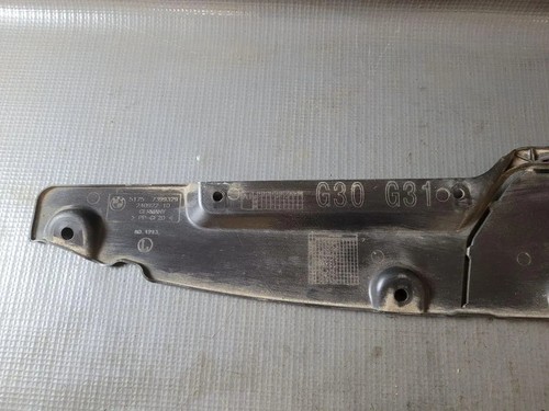BMW 5 Touring G31 Bodenschutz der Frontstoßstange 7399329 2.00 2021 33214962