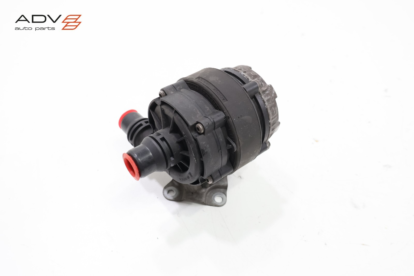 2014 - 2020 BMW i8 I12 ENGINE COOLANT AUXILIARY WATER PUMP OEM