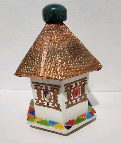 Casetta decorativa unica FATTA A MANO con luce e tetto in rame e finestre - Foto 5 di 10