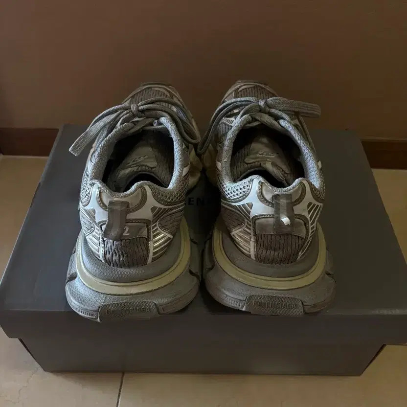 Balenciaga 3XL Egg Shell Sneakers Size 42 thumbnail 7