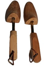 Mens Cedar Adjustable Boot Tree Set Sz. Medium By Howard  Phils