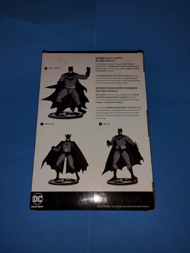Figura de acción DC Collectibles Batman en blanco y negro: Batman de Greg Capullo Foto 2 de 4