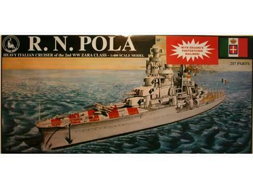 Modellini statici nave militare in plastica scala 1:400