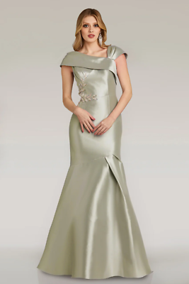 green emerald velvet dress Feriani 18377 6 / Champagne